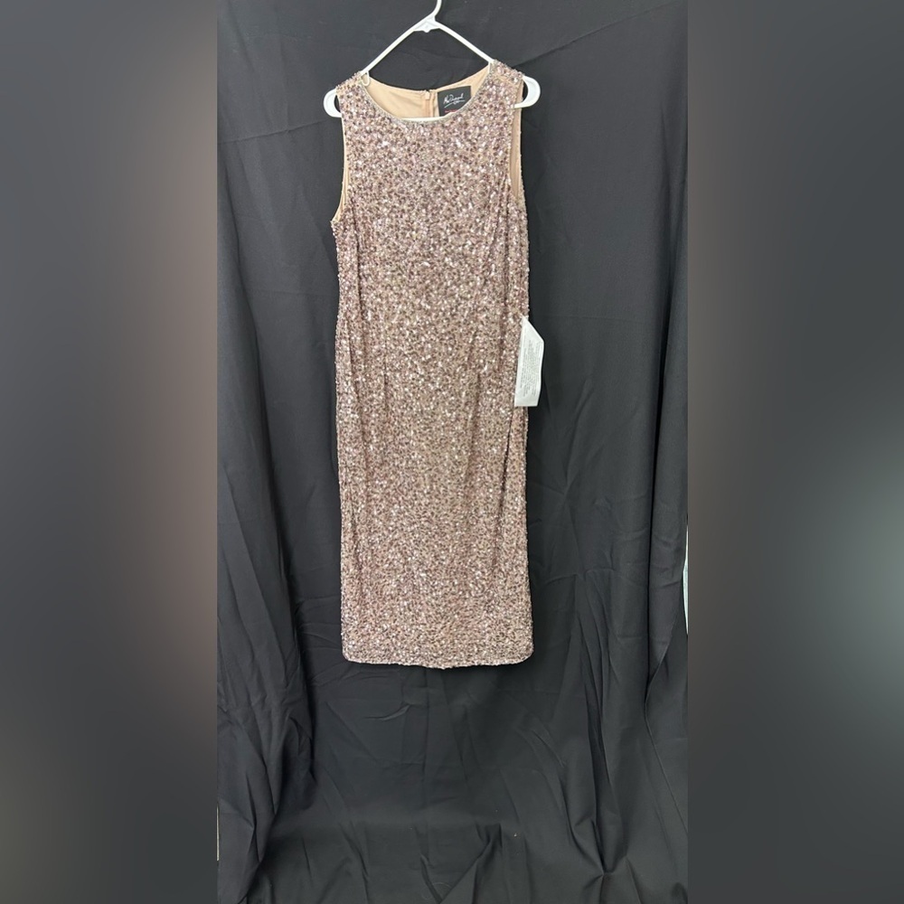 Mac Duggal 5526 NWOT SLEEVELESS SEQUINED MIDI SHEATH DRESS - Picture 4 of 6